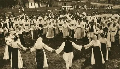 Obiceiuri de nuntă la români. Bărbieritul mirelui. Adusul apei. Punerea betelii