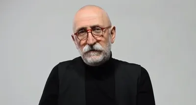Valeriu MLADIN, sculptor, artist vizual