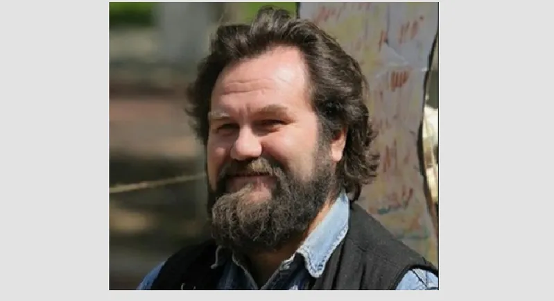 Adrian VĂDEANU, sculptor