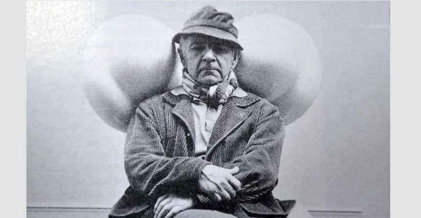 Ion VLAD, sculptor