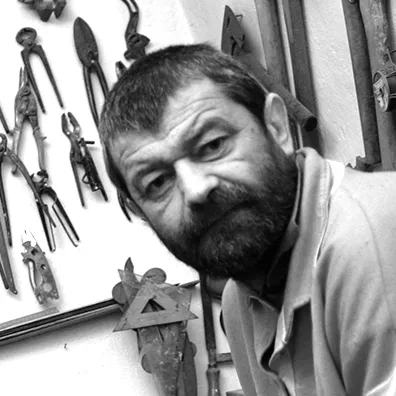 Sculptorul Mihai Păcurar si spectaculoasele sale conversii