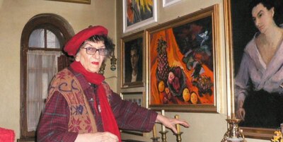 Iulia HĂLĂUCESCU, pictor