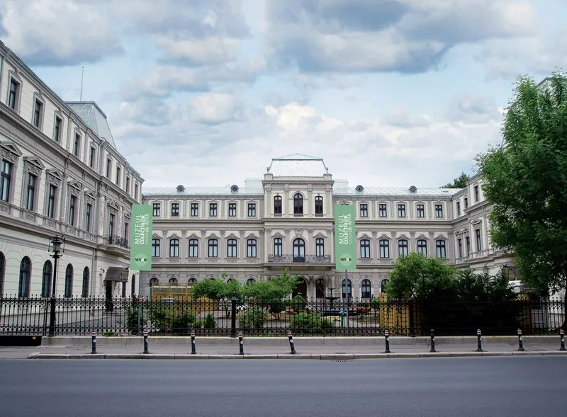 Muzeul Colecțiilor de Artă, București