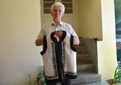 Moise Gavra, meșterul cojocar din Vărzarii de Jos, Bihor