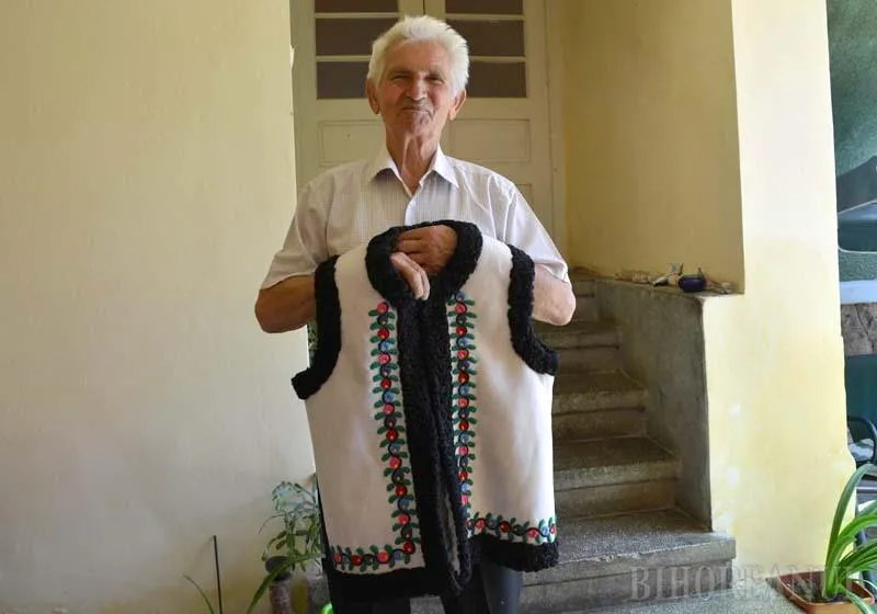 Moise Gavra, meșterul cojocar din Vărzarii de Jos, Bihor