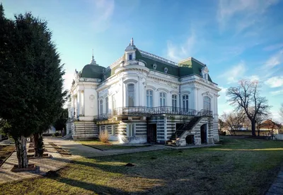 Palatul Marincu. Muzeul de Artă şi Etnografie, Calafat, Dolj