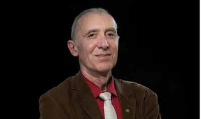 Cristian Cheşuţ, pictor, designer