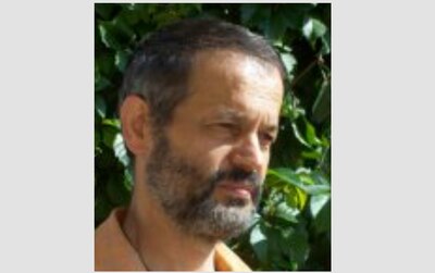 Mihai Hlihor, sculptor, sticlar