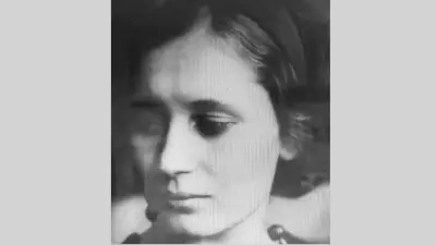Anne Baumeister, ilustrator, textilist