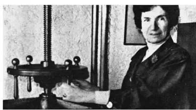 Ella CANCICOV SOLOMON, artist decorator