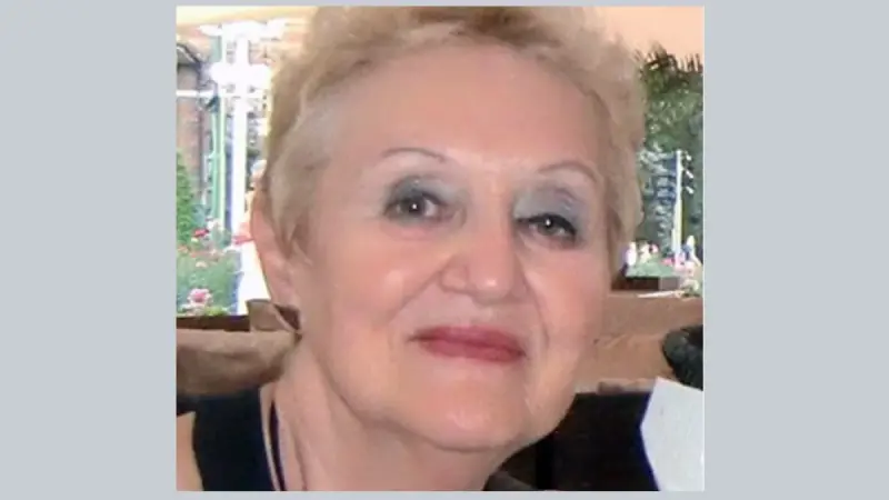 Lucia OSZ TRANCOTA, grafician, artist vizual