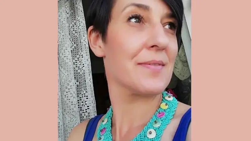 Kinga HOLLÓ CSEJTEI, pictor