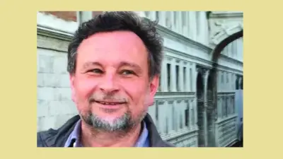 Timotei NĂDĂȘAN, grafician, designer Timotei NĂDĂȘAN, grafician, designer
