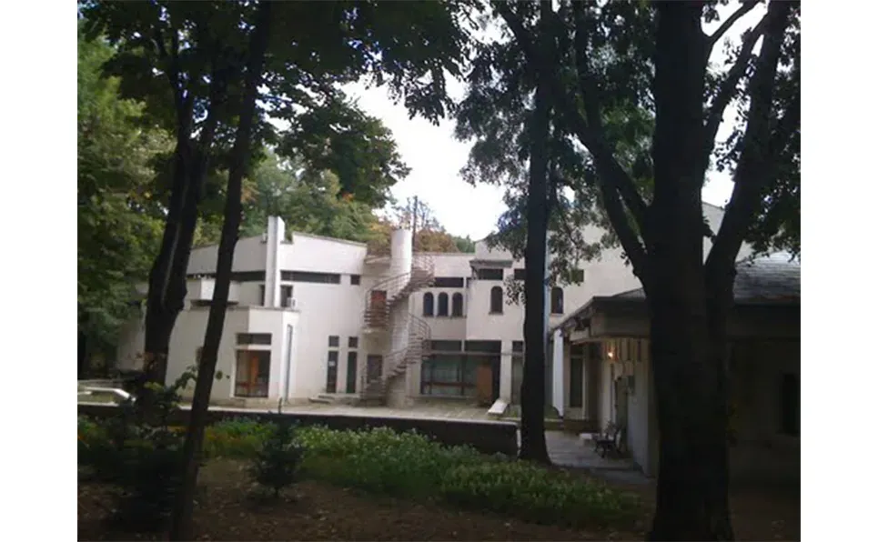 Colecția Istoria teatrului românesc, Iași