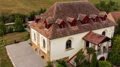 Conacul San Benedictus, Cricău