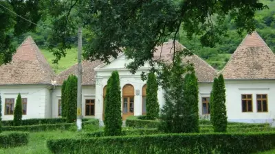 Conacul Szentkereszty, Valea Lungă
