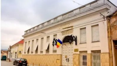 Castelul Mișici. Muzeul Orășenesc Lipova