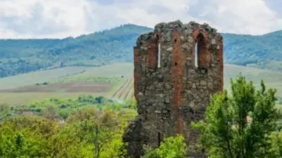 Cetatea de pământ Hindec, Covăsânţ