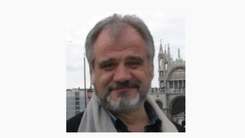 Dorin DĂNILĂ, sculptor, restaurator