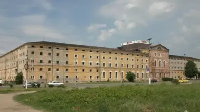 Fosta fabrică de spirt şi drojdie Neuman, Arad Fosta fabrică de spirt şi drojdie Neuman, Arad