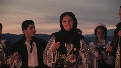 Hora de pomană. Ritual coregrafic post-funerar practicat cu precădere în Oltenia