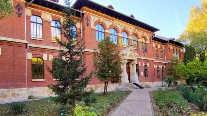 Liceul I. C. Brătianu din Pitești
