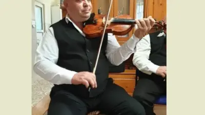Francisc-Vasile RÎZA, primașul Ansamblului Folcoric din Valea Largă, Mureș