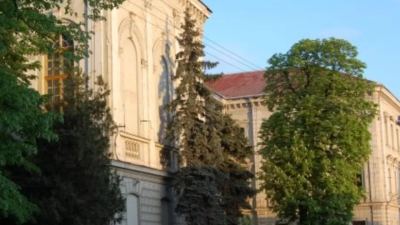 Cladirea Colegiului Național Mihai Eminescu din Oradea