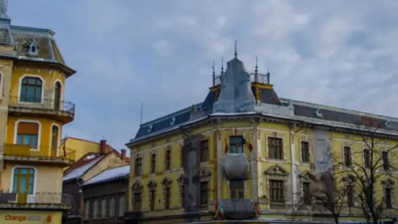 Cladirea fostului Hotel Rimanoczy și a fostei cafenele Royal din Oradea