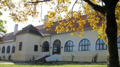 Conacul Komaroni din Otomani, Bihor