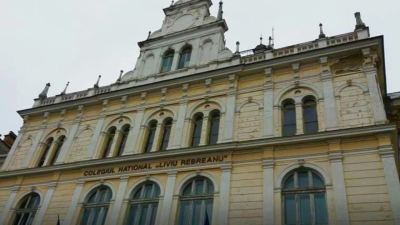 Cladirea Colegiului Liviu Rebreanu din Bistrița