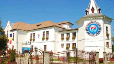 Castelul Bethlen Pal - Primăria Beclean, Bistrița Năsăud