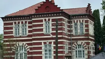 Conacul Eduard Burbor din Dersca, Botoșani