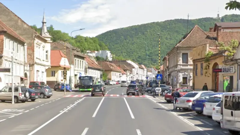 Case vechi strada Lunga din Brasov