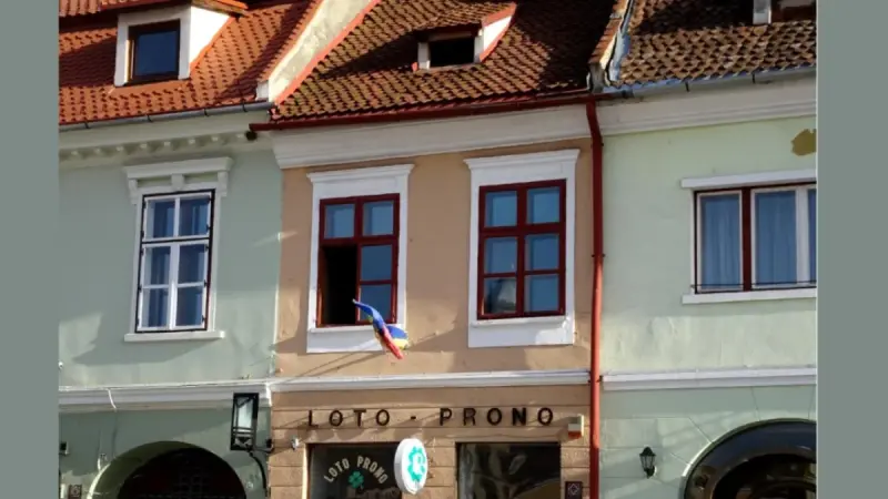 Fosta farmacie La Harap din Piața Sfatului, Brașov