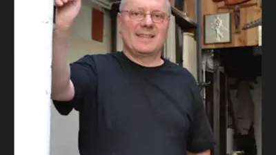Zoltan ZSAKO, sculptor