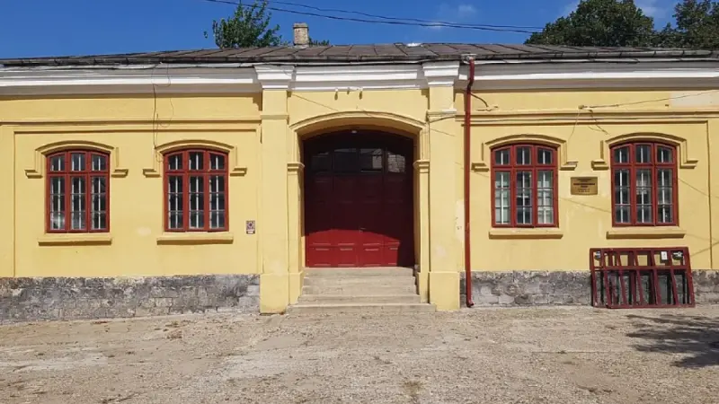 Școlile Armenești din Focșani, Vrancea
