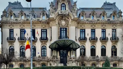 Palatul Cantacuzino din București, calea Victoriei