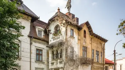 Casa cu Omul - Cavalerul de Aramă din București, str. Episcopul Radu