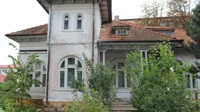 Casa Vasiliu, apoi Casa Armeanu din Bârlad, Vaslui Casa Vasiliu, apoi Casa Armeanu din Bârlad, Vaslui