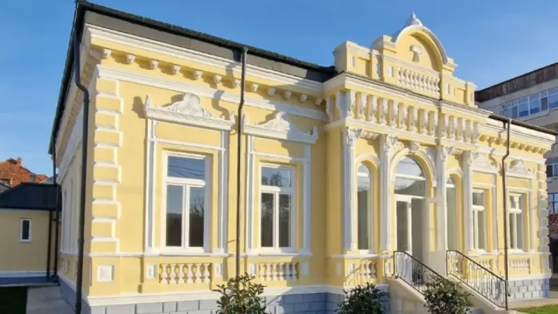 Banca Albina din Huși, Vaslui
