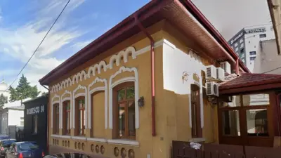 Casă veche din București, str. Constrantin F. Robescu, nr. 12
