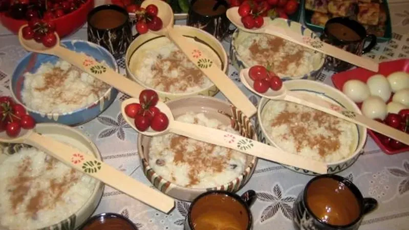 Moşii de vară, sărbătoarea populară din ajunul Rusaliilor