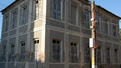 Casa parohială, fosta școală grecească din Sulina, Tulcea Casa parohială, fosta școală grecească din Sulina, Tulcea