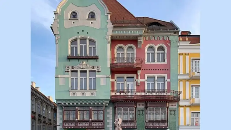 Casa Salamon Brück, La Crucea de Aur din Timișoara, Timiș