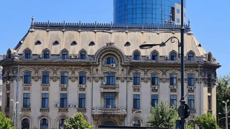 Vama Poștei din București, str. Lipscani colt cu str. Anghel Saligny