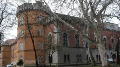 Castelul Huniade, Muzeul Banatului din Timișoara, Piața Iancu Huniade