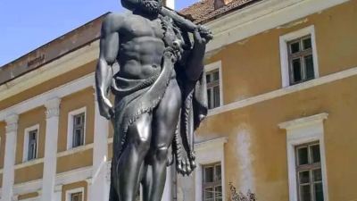 Statuia lui Hercules din Băile Herculane, Caraș Severin