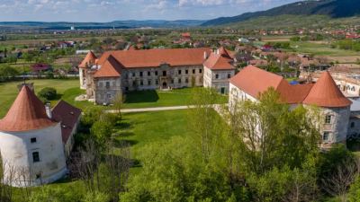 Versailles-ul Transilvaniei - Castelul Banffy din Bonțida, Cluj
