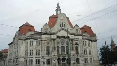 Liceul Piarist din Timișoara, piața Regina Maria